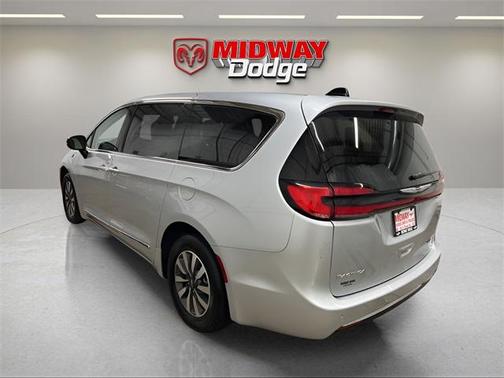 2023 Chrysler Pacifica Hybrid Limited