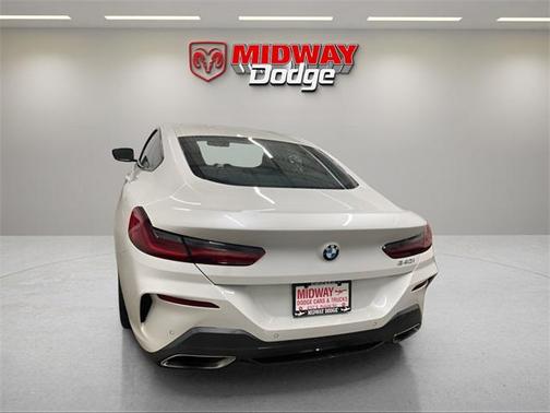 2022 BMW 840 i