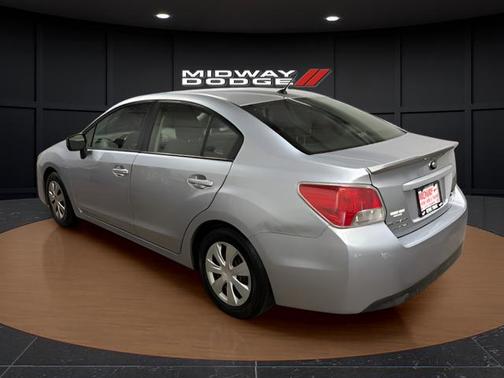 Ice Silver Metallic 2016 Subaru Impreza 2.0i