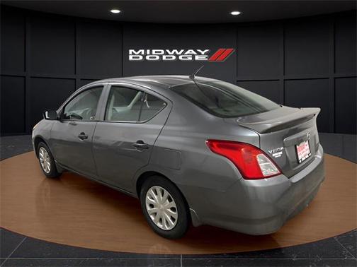 2018 Nissan Versa 1.6 S+