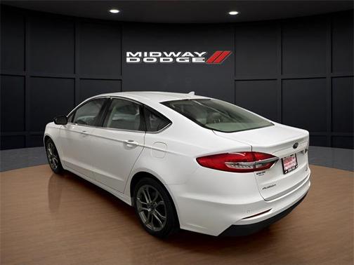 2020 Ford Fusion SEL