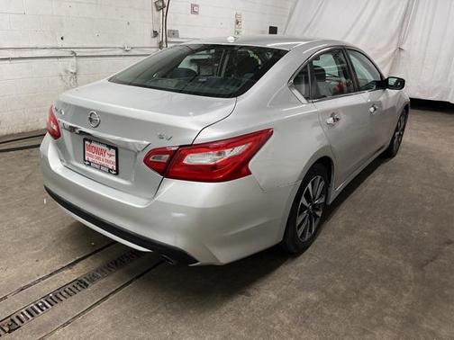 2017 Nissan Altima 2.5 SV