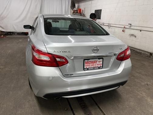 2017 Nissan Altima 2.5 SV
