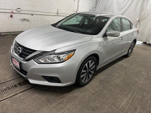 2017 Nissan Altima 2.5 SV