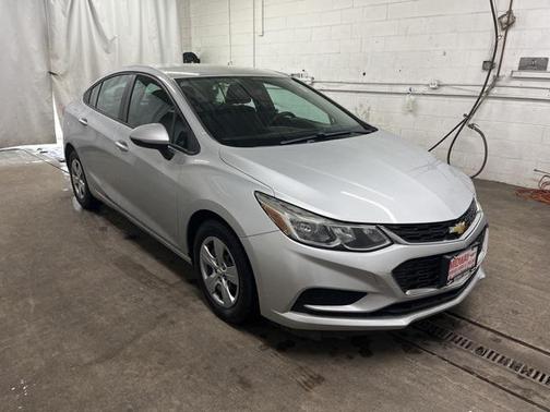 2017 Chevrolet Cruze LS