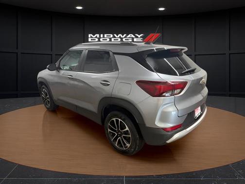 Sterling Gray Metallic 2025 Chevrolet Trailblazer LT