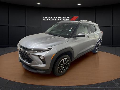 Sterling Gray Metallic 2025 Chevrolet Trailblazer LT