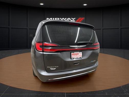 2022 Chrysler Pacifica Hybrid Touring L