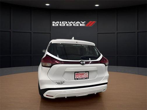 2024 Nissan Kicks S