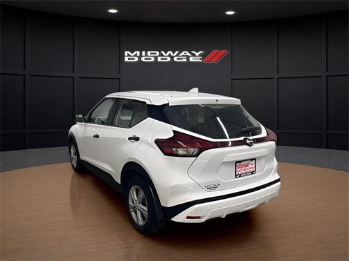 2024 Nissan Kicks S