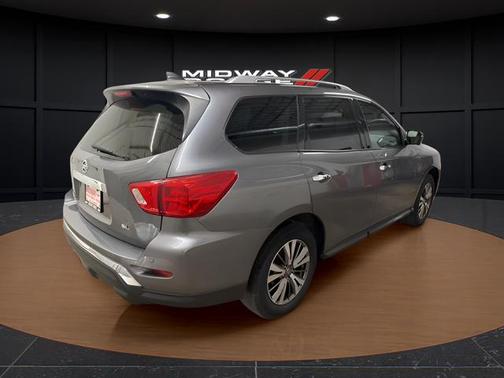 Gun Metallic 2019 Nissan Pathfinder SL