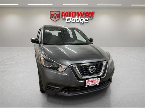 2020 Nissan Kicks S