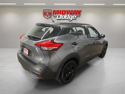 2020 Nissan Kicks S