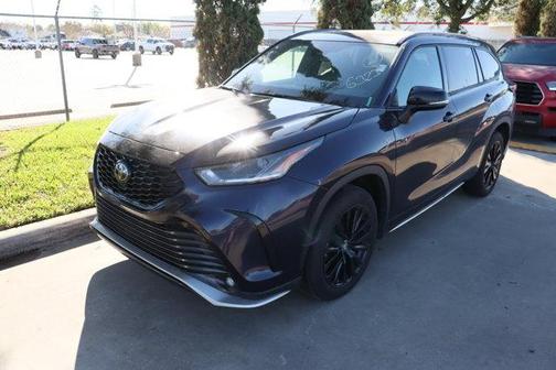 2025 Toyota Highlander XSE