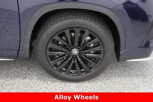 2025 Toyota Highlander XSE