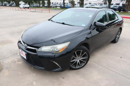 Black 2017 Toyota Camry XSE