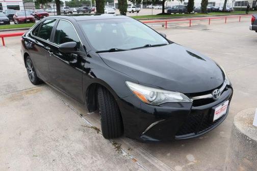Black 2017 Toyota Camry XSE