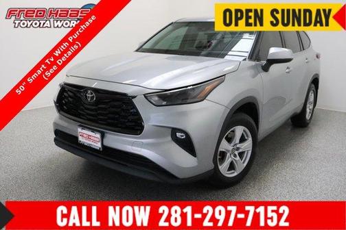 Celestial Silver Metallic 2023 Toyota Highlander LE