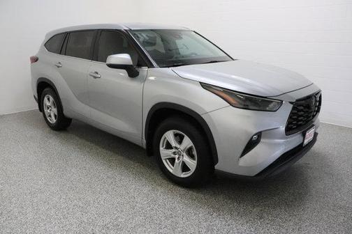 Celestial Silver Metallic 2023 Toyota Highlander LE