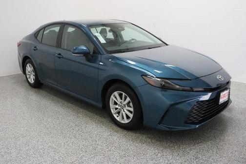 Ocean 2025 Toyota Camry LE