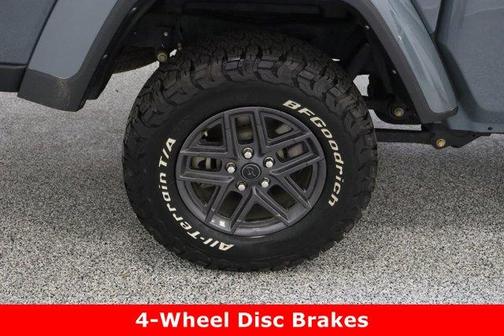 2024 Jeep Gladiator Sport