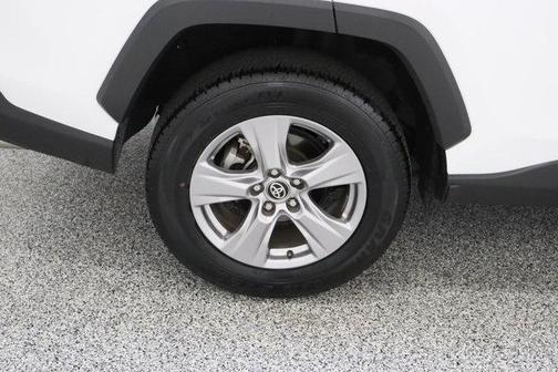 Ice 2025 Toyota RAV4 XLE