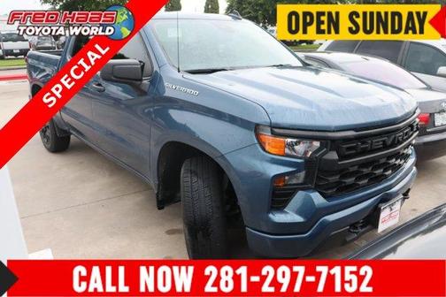Lakeshore Blue Metallic 2024 Chevrolet Silverado 1500 Custom