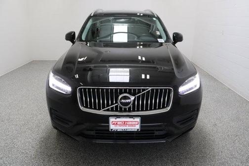 Onyx Black Metallic 2020 Volvo XC90 T6 Momentum 7 Passenger