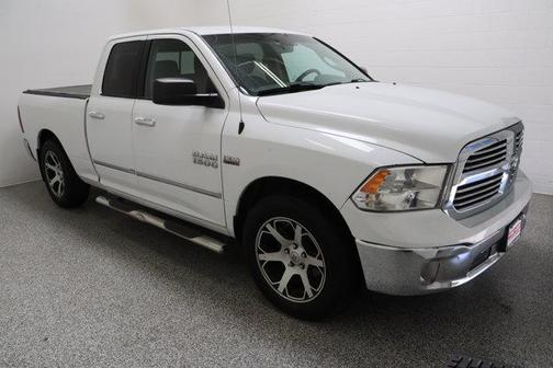 Bright White Clearcoat 2016 RAM 1500 SLT