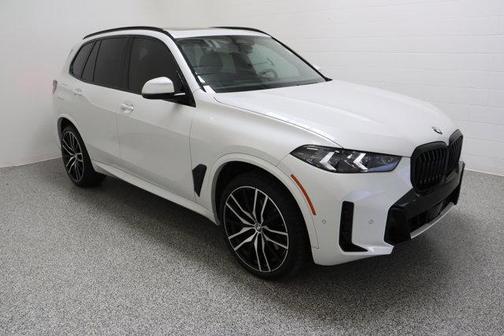 Mineral White Metallic 2025 BMW X5 xDrive40i