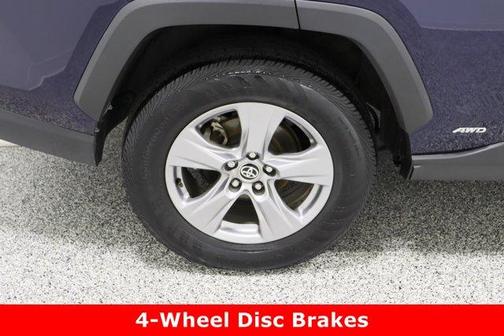 2022 Toyota RAV4 Hybrid XLE