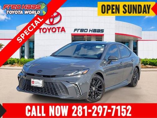 UNDERGORUND 2025 Toyota Camry SE