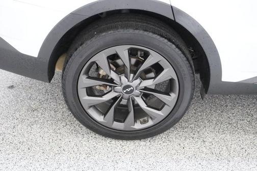 Glacial White Pearl 2023 Kia Sorento SX Prestige