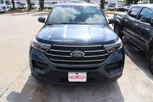 Blue 2023 Ford Explorer XLT