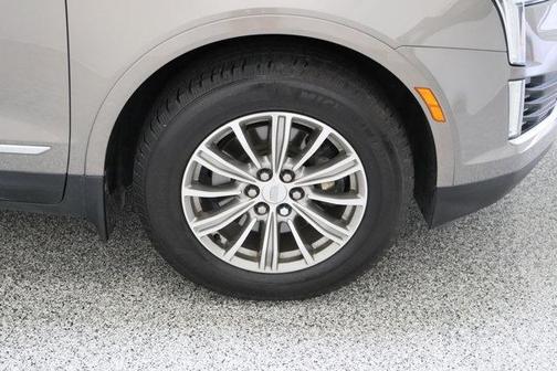 Bronze Dune Metallic 2019 Cadillac XT5 Luxury