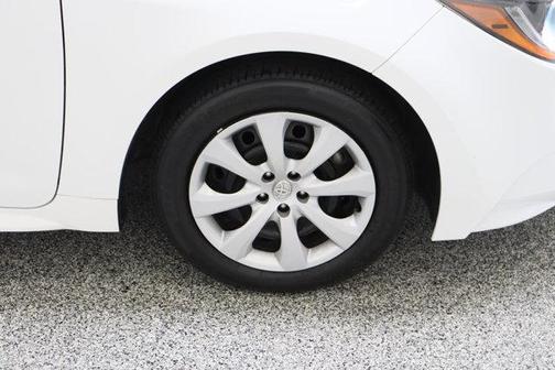 Wind Chill Pearl 2024 Toyota Corolla LE
