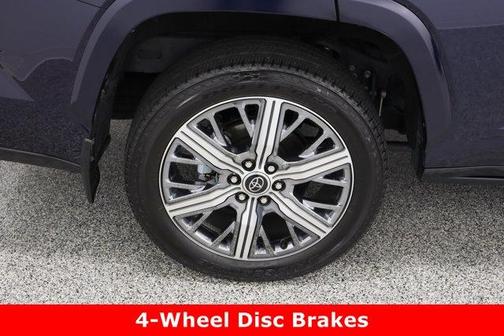 2024 Toyota Sequoia Capstone