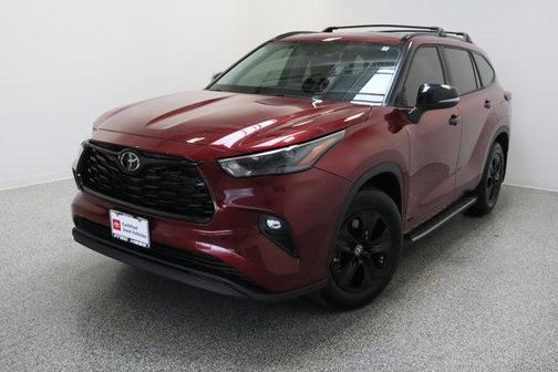 Ruby Flare Pearl 2025 Toyota Highlander Hybrid XLE