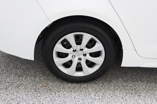 Wind Chill Pearl 2024 Toyota Corolla LE