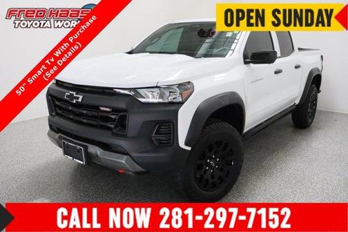 Summit White 2023 Chevrolet Colorado Trail Boss