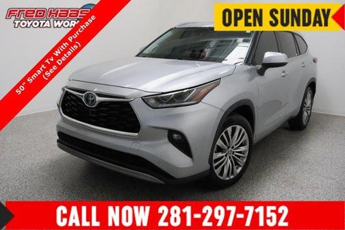 2022 Toyota Highlander Hybrid Platinum