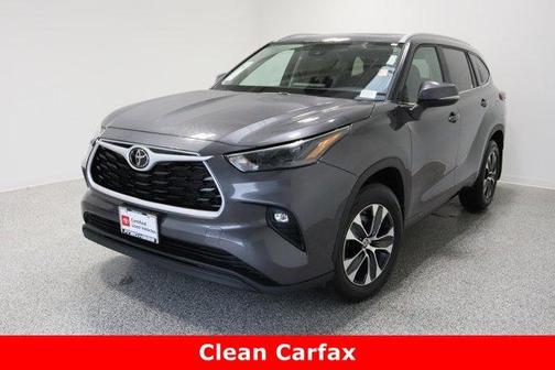 2025 Toyota Highlander XLE