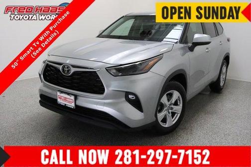 Celestial Silver Metallic 2025 Toyota Highlander LE