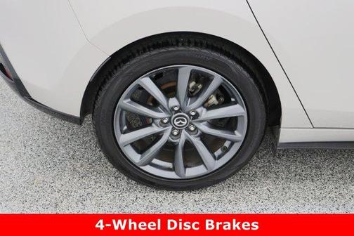 2022 Mazda Mazda3 FWD w/Preferred Package