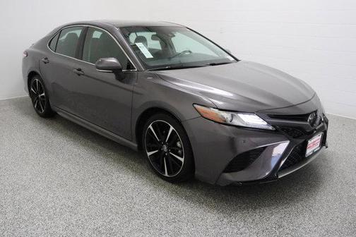 Predawn Gray Mica 2018 Toyota Camry XSE
