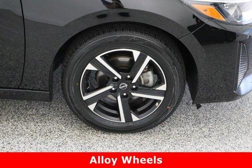 Black 2024 Nissan Sentra SV