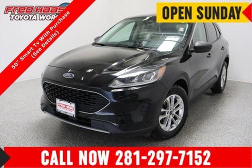 Agate Black Metallic 2022 Ford Escape SE