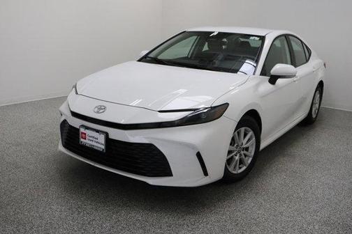 Ice 2025 Toyota Camry LE