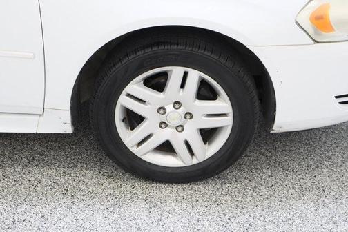 Summit White 2014 Chevrolet Impala Limited LT