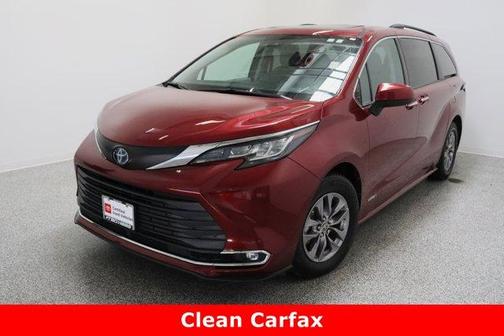 2021 Toyota Sienna XLE